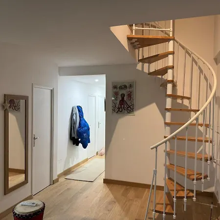 Location Duplex Liberation 니스